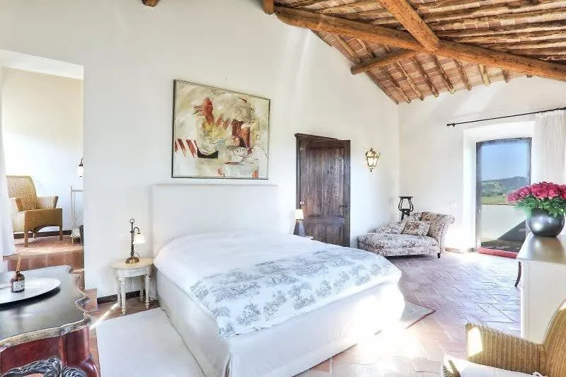 Pool Villa Volterra By Villaflair