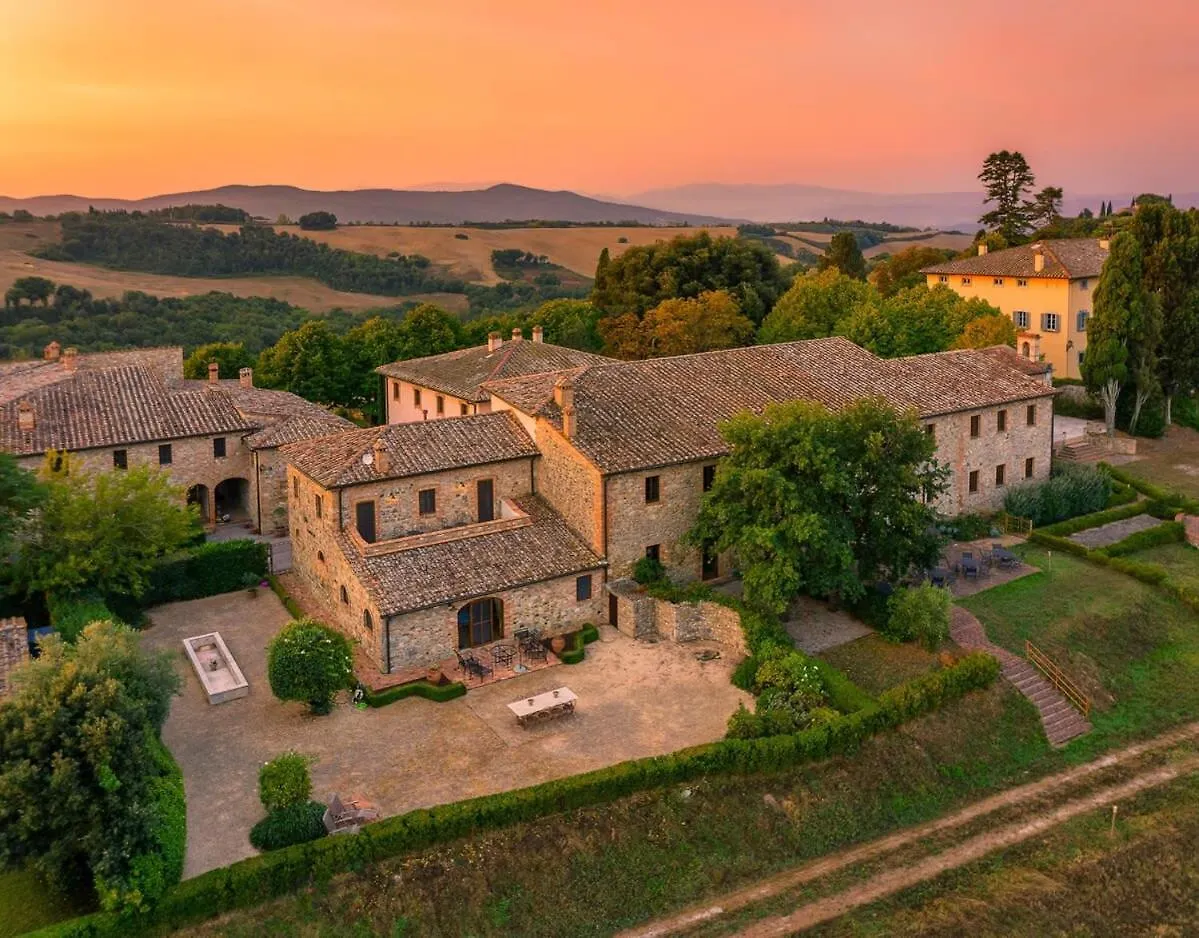 Pool Villa Volterra By Villaflair